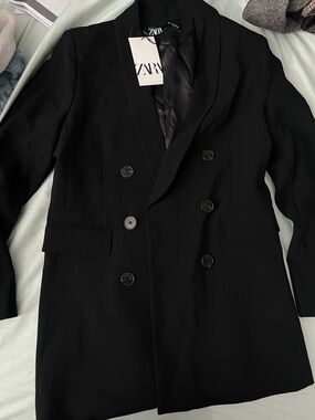 ZARA Black Double-Breasted Tailored Blazer